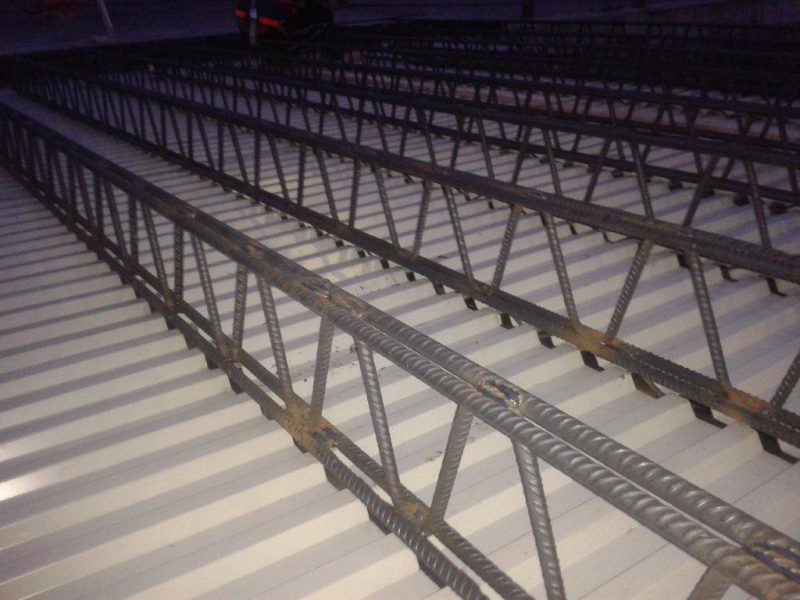 dettaglio-delle-in-acciaio-travi-del-ponte